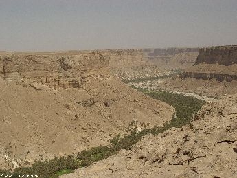 yemen.2007/valley.small.jpg